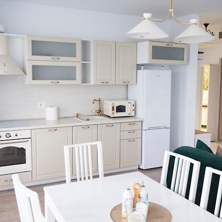 Elis Apartment By Oasis Homes 오라데아 외부 사진